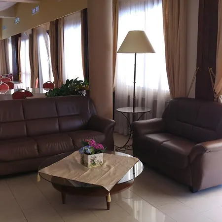 Crown 2* Lefkoşa