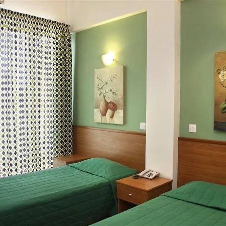 Hotel Crown Nicosia