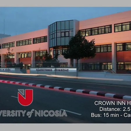 Hotel Crown
